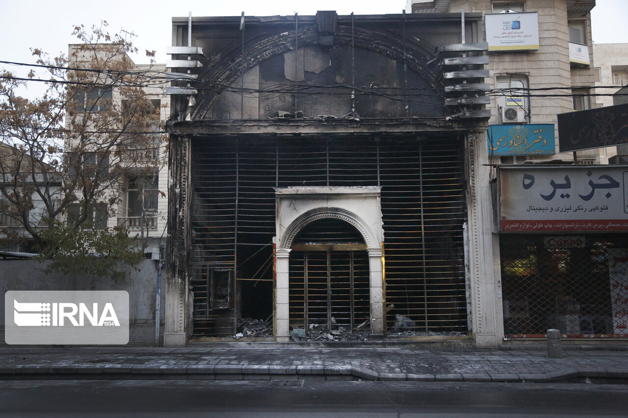 محمودی‌شاه‌نشین: پس از حوادث اخیر هنوز بسیاری از بانک‌های شهریار آماده خدمت نیستند