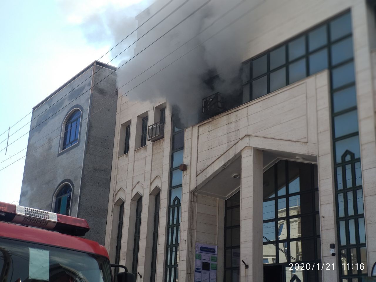 آتش سوزی در مهمانسرای بانک ملی زاهدان / حادثه خسارت جانی نداشت