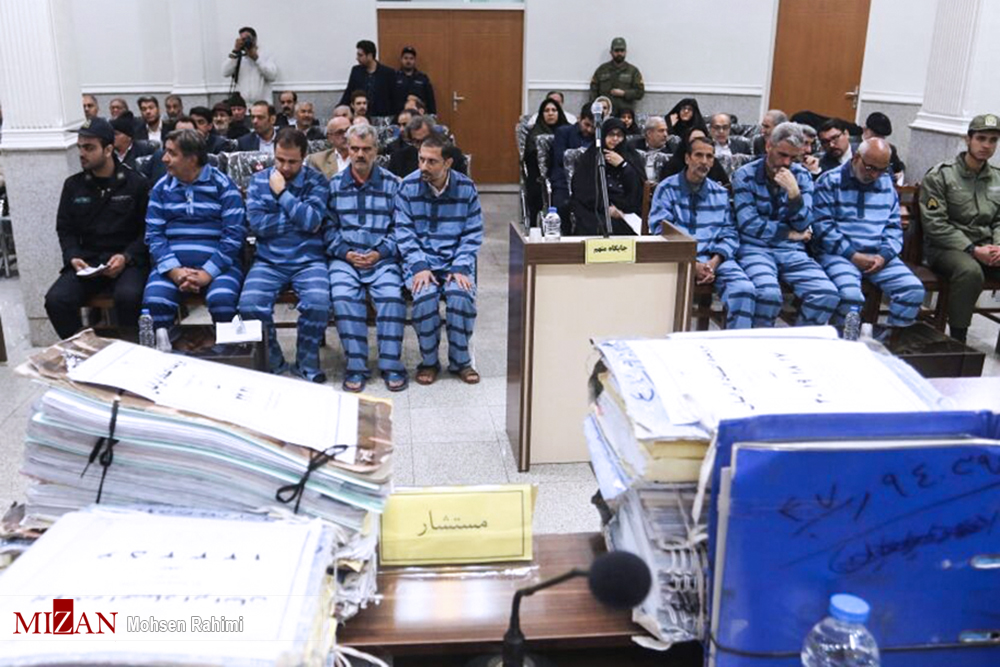 آغاز محاکمه متهمان پرونده موسوم به تعاونی اعتبار اعتماد ایرانیان/قرائت کیفرخواست برای ۷ نفر / دادستان مشهد: متهمان پرونده به طرق مختلف کارشکنی کردند