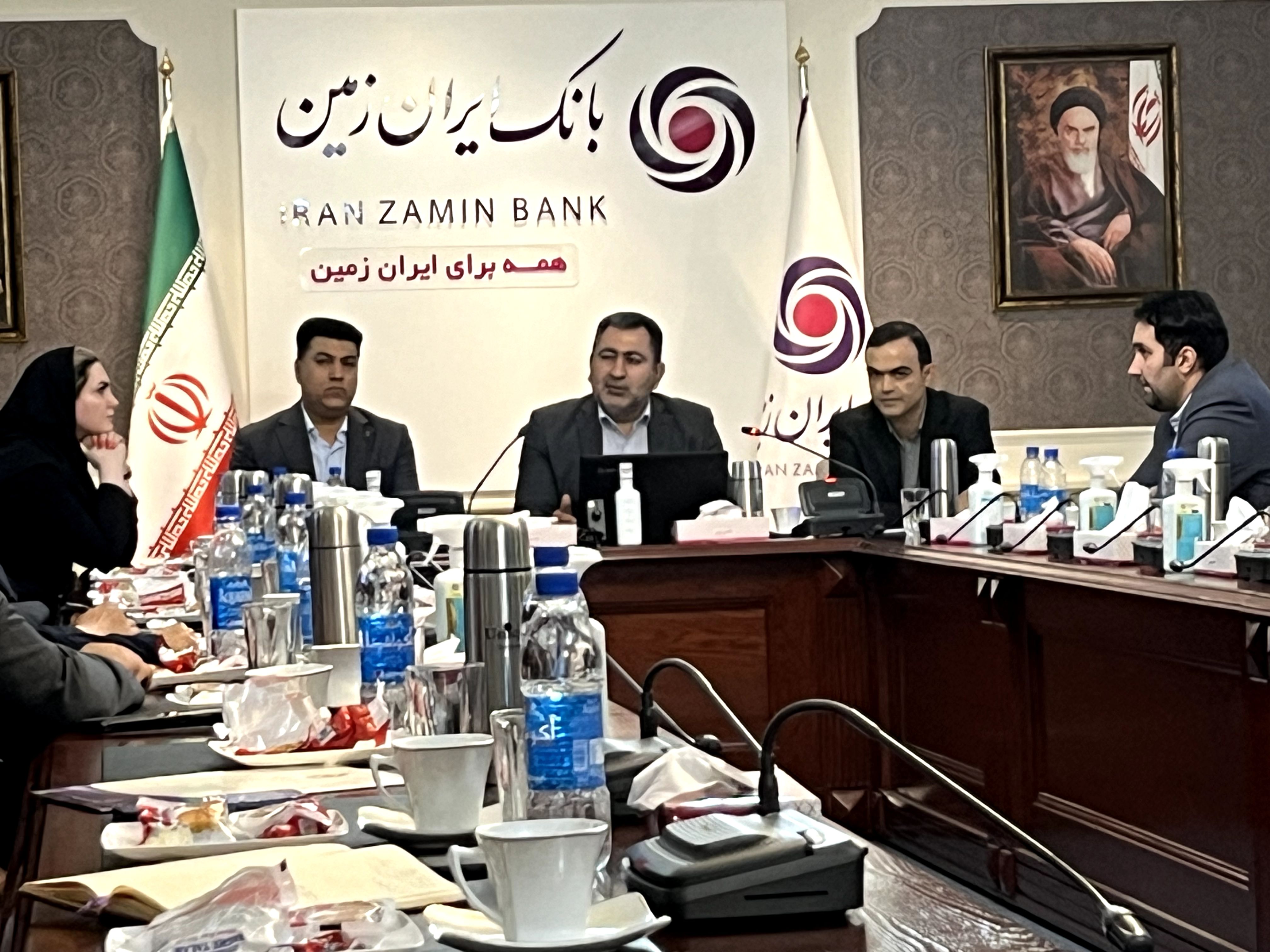 نتایج درخشان فعالیت تیمی کارکنان بانک ایران زمین