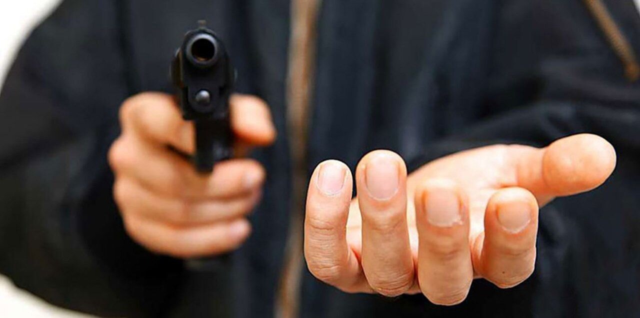 سرقت مسلحانه از بانک در مشهد/سارق گریخت
