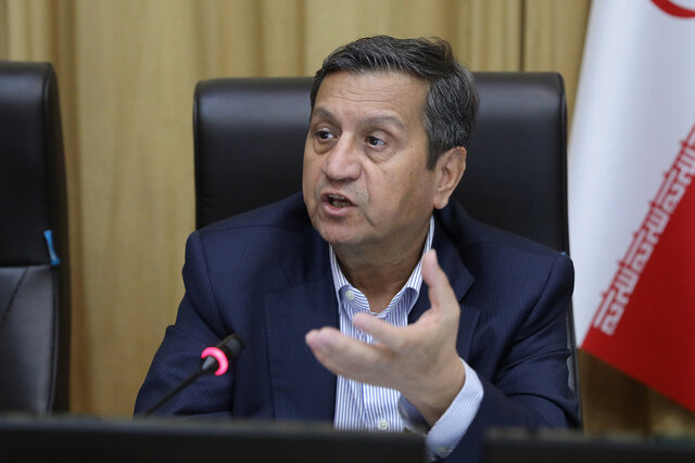 وزیر اقتصاد: تعداد گمرکات بالاتر از حجم تجارت خارجی است 