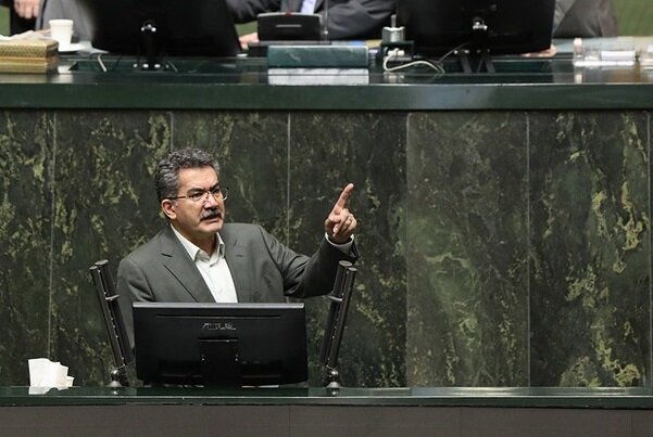 عثمانی: رئیس‌جمهور در صورت لزوم همتی را برکنار می‌کند