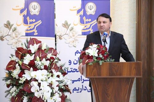 مشتریان ارزنده عامل تداوم خدمات درخشان یکصدساله بانک سپه مشتریان ارزنده عامل تداوم خدمات درخشان یکصدساله بانک سپه