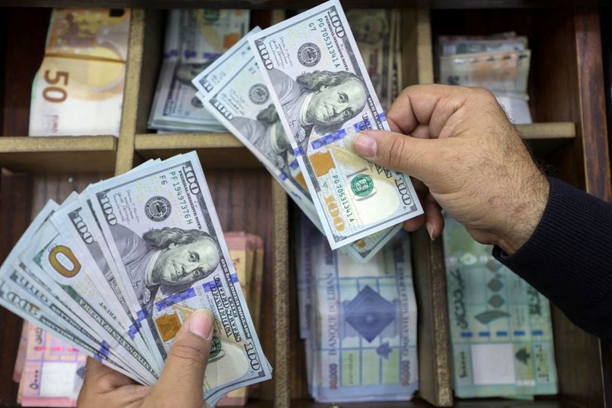 دلار تجاری چند؟ دلار تجاری چند؟