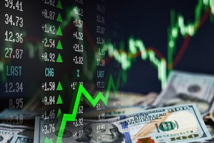 تهدید تعرفهای ترامپ دلار و سهام را به پرتگاه سقوط برد تهدید تعرفهای ترامپ دلار و سهام را به پرتگاه سقوط برد