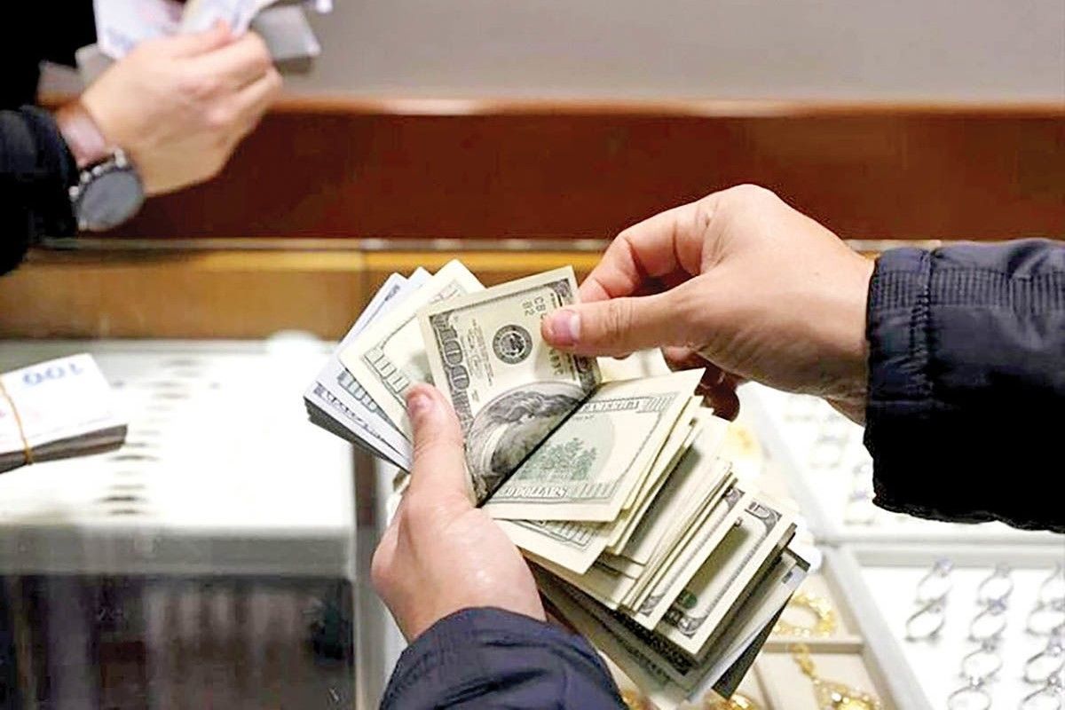 هیجان ناشی از تنشهای سیاسی عامل افزایش نرخ ارز هیجان ناشی از تنشهای سیاسی عامل افزایش نرخ ارز