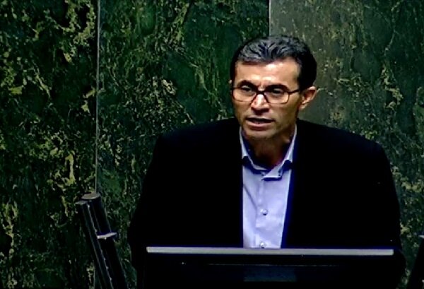 ستوده: چرا به جوانان وام ازدواج نمیدهید؟ ستوده: چرا به جوانان وام ازدواج نمیدهید؟