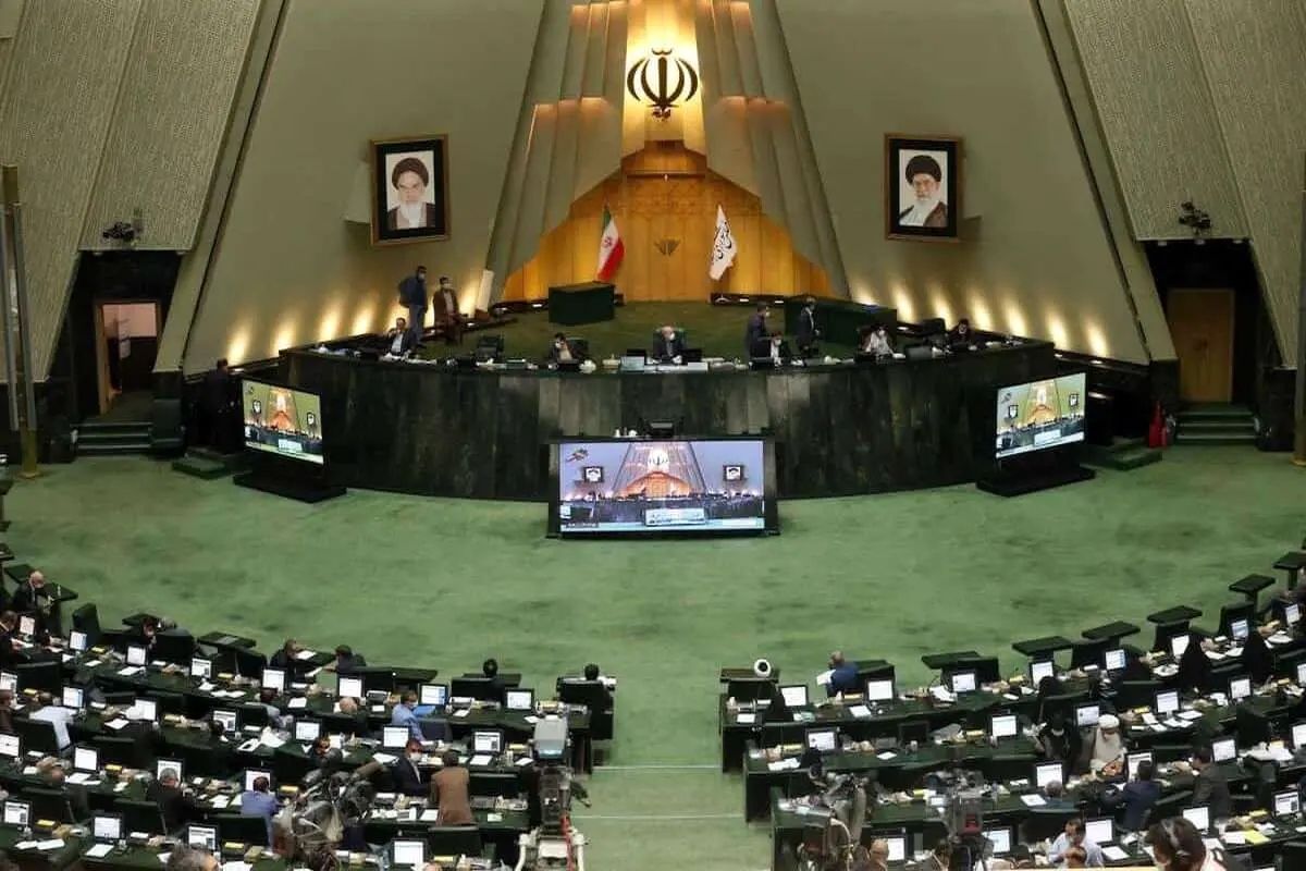 ایراد مجلس به آئین‌نامه دولت درباره بیمه پایه