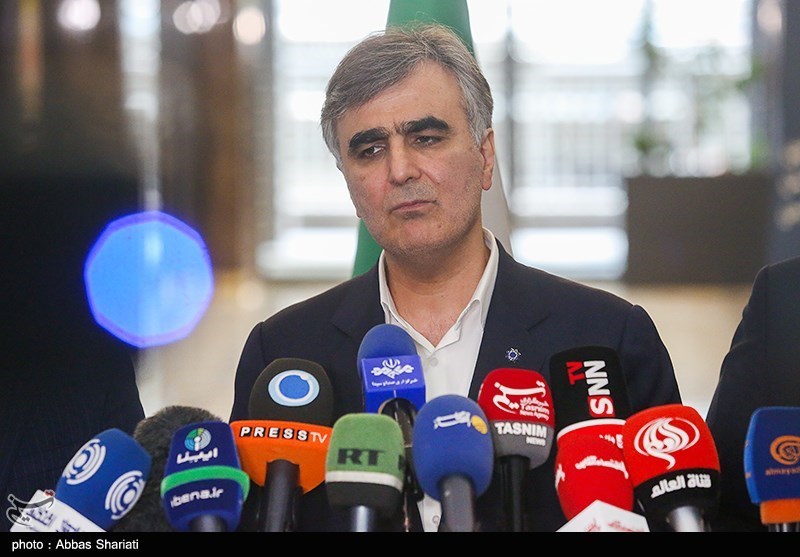 فرزین در واکنش به اسنپ‌بک: سیاست ارزی ثابت می‌ماند