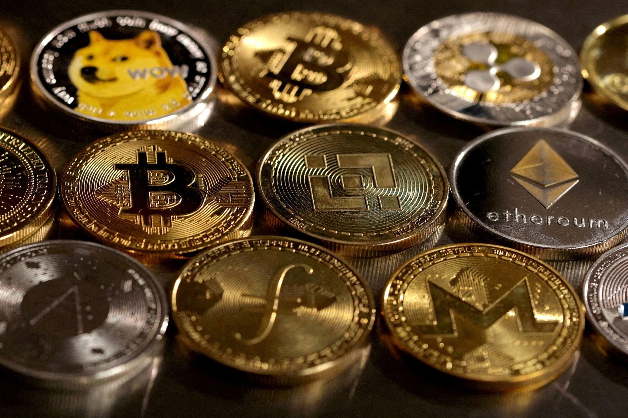 بیت‌کوین از چشم افتاد؟