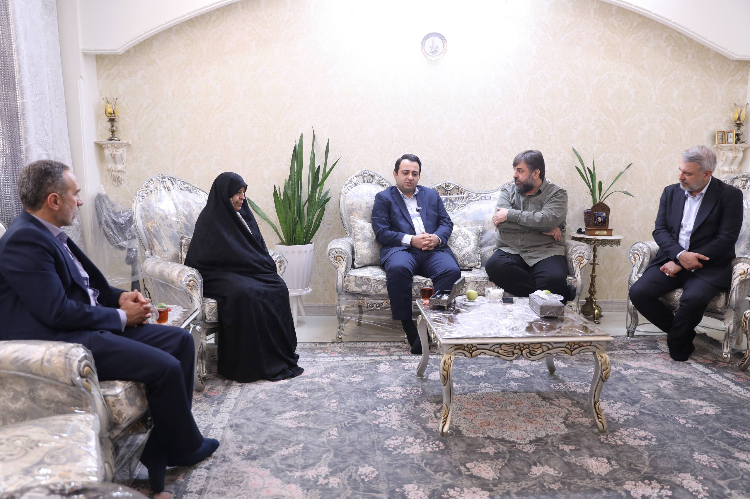 بانک صادرات با تقدیم 96شهید نماد ایستادگی در کنار مردم است بانک صادرات با تقدیم 96شهید نماد ایستادگی در کنار مردم است
