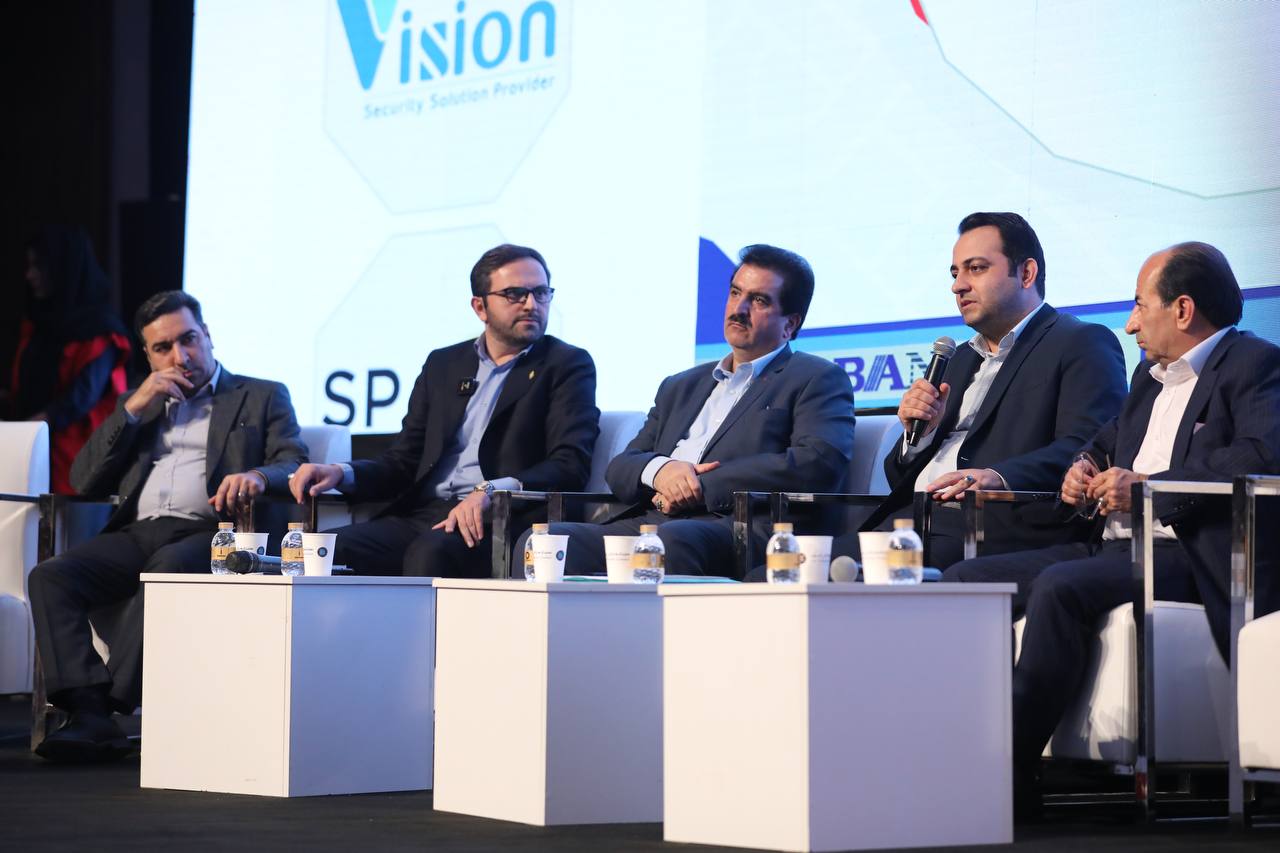 سیفی: انحراف نقدینگی، چالش اصلی تولید و معیشت است سیفی: انحراف نقدینگی، چالش اصلی تولید و معیشت است