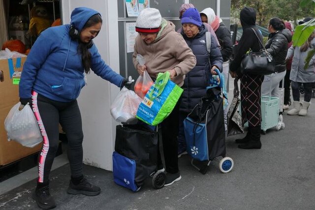 دستور دادگاههای آمریکا برای ادامه پرداخت کوپن غذا دستور دادگاههای آمریکا برای ادامه پرداخت کوپن غذا