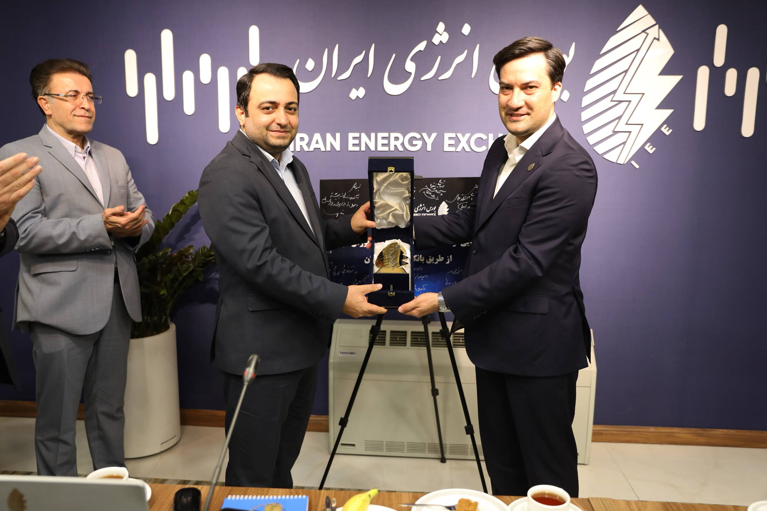 تسویه معاملات بورس انرژی از مسیر بانک صادرات ایران کلید خورد