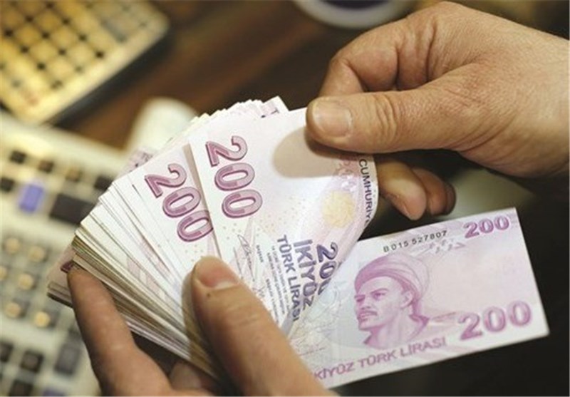 سه برابر شدن سقف تبادلات ارزی ترکیه و قطر برای کمک به لیر