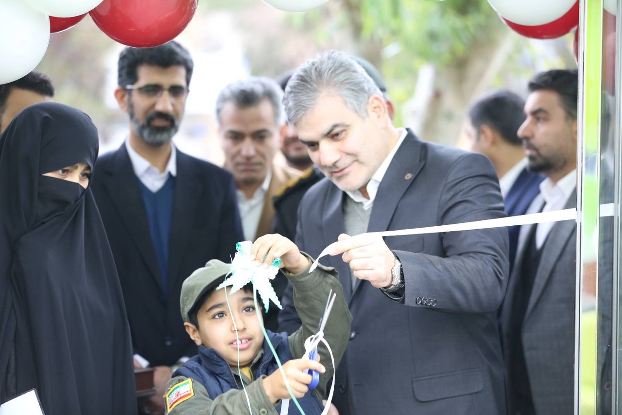 ساختمان جدید مدیریت شعب بانک مهر ایران در استان قم افتتاح شد