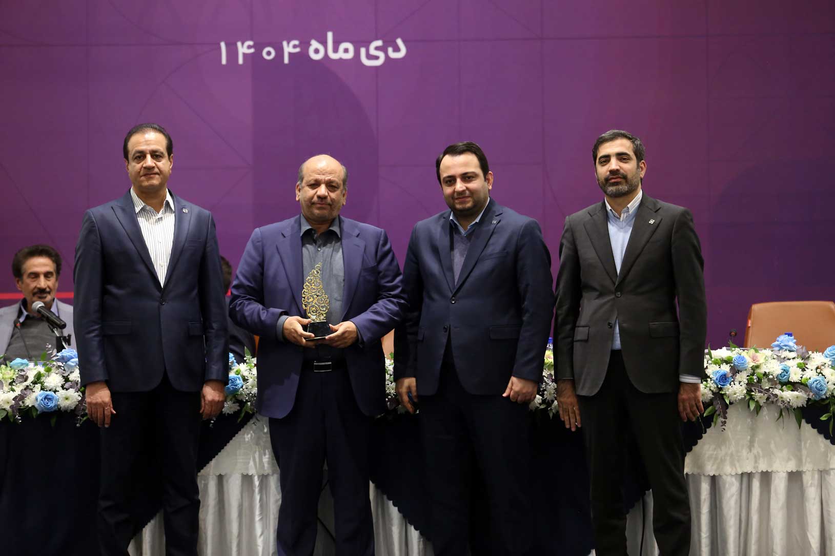 همایش هم‌اندیشی بانک صادرات با فعالان پتروشیمی برگزار شد