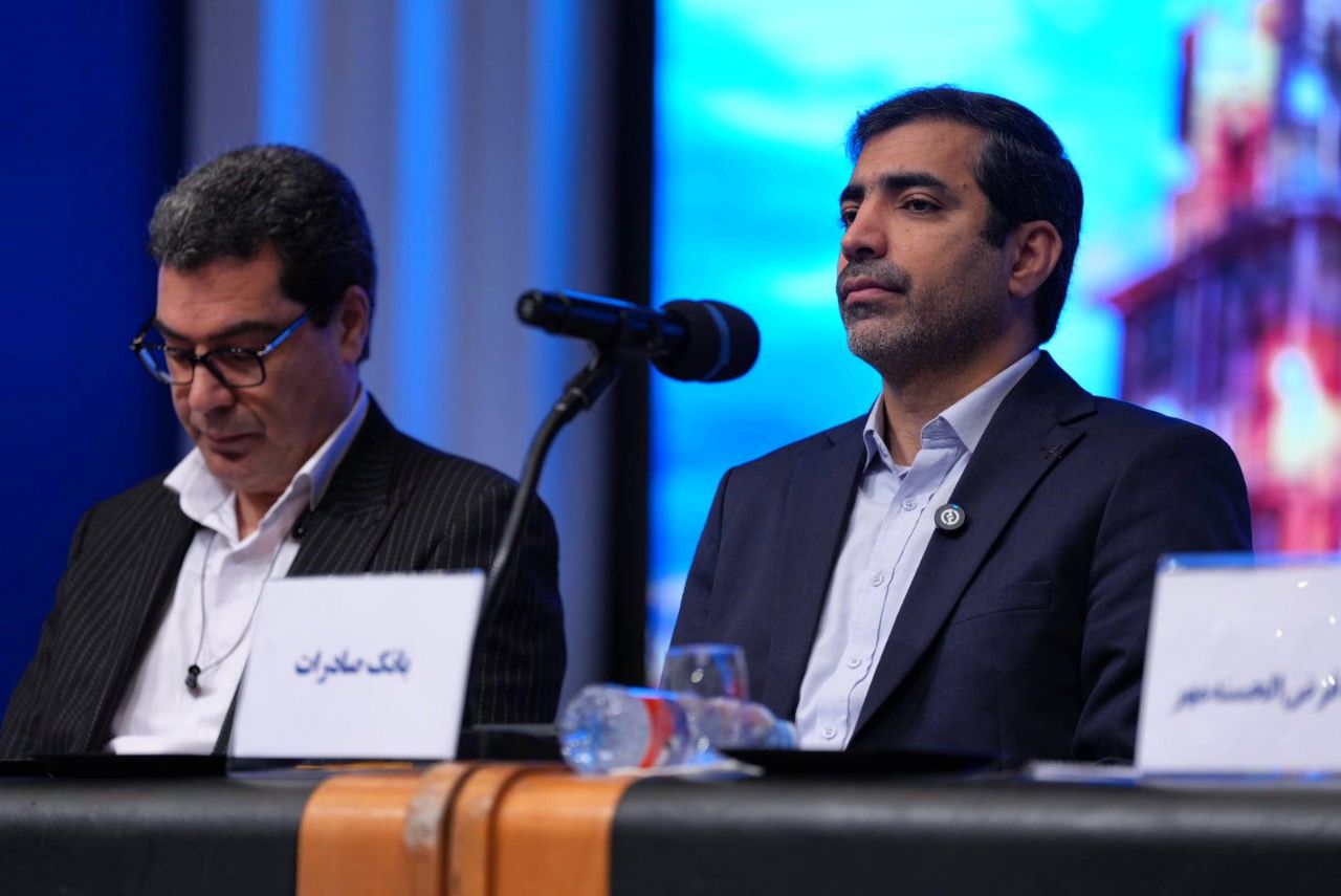 یاسر مرادی: آماده تامین مالی پروژه‌های جدید پتروشیمی هستیم