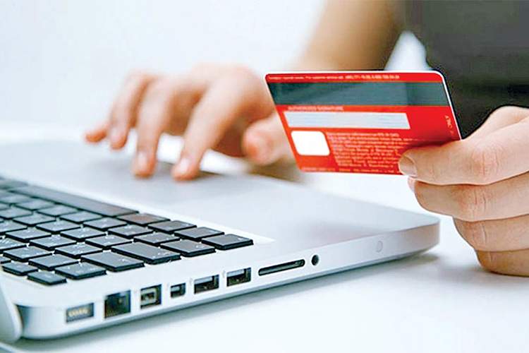 بانکداری سنتی نفس‌های آخر را می‌کشد؟