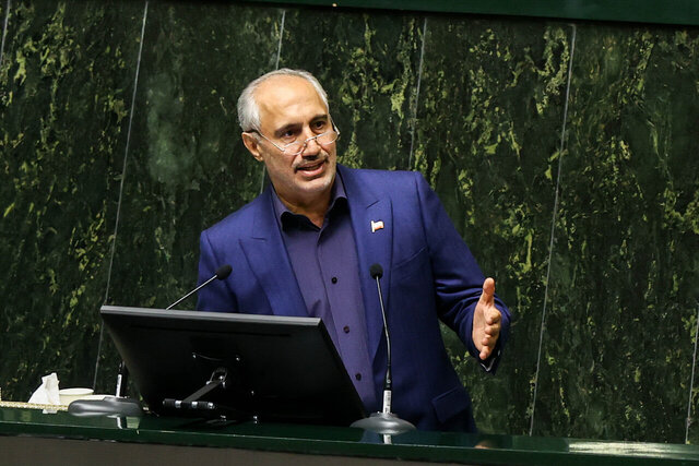 سال آینده صددرصدسهمیه ازکارت سوخت به کارت بانکی منتقل می‌شود