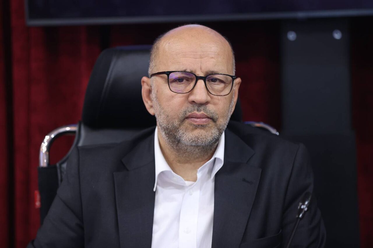 انتصاب‌ها در بیمه مرکزی و بانک ملی کاملاً قانونی بوده است