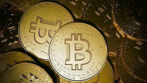 بیت‌کوین از مرز ۸۰هزار دلار عقب‌نشینی کرد