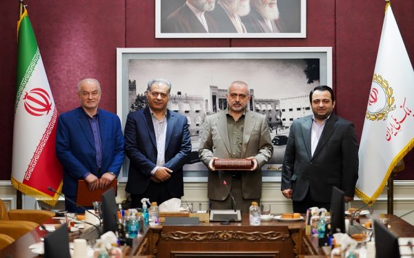 رئیس جدید بیمارستان بانک ملی معرفی شد
