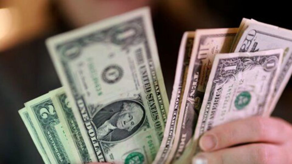 دلار حواله بالا رفت؛ هزینه زندگی دوباره زیر فشار؟