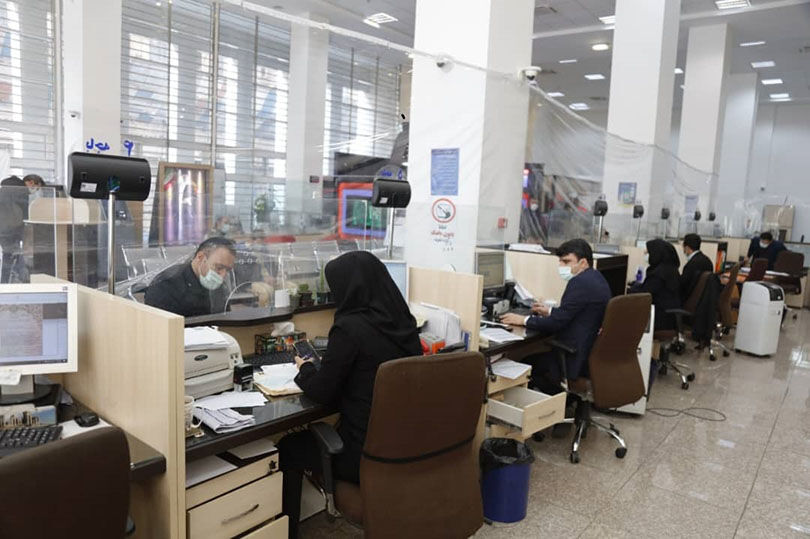 صرفه‌جویی معادل برق یک شهر در بانک‌های تهران