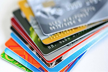 تضعیف خدمات با تجمیع کارت های بانکی