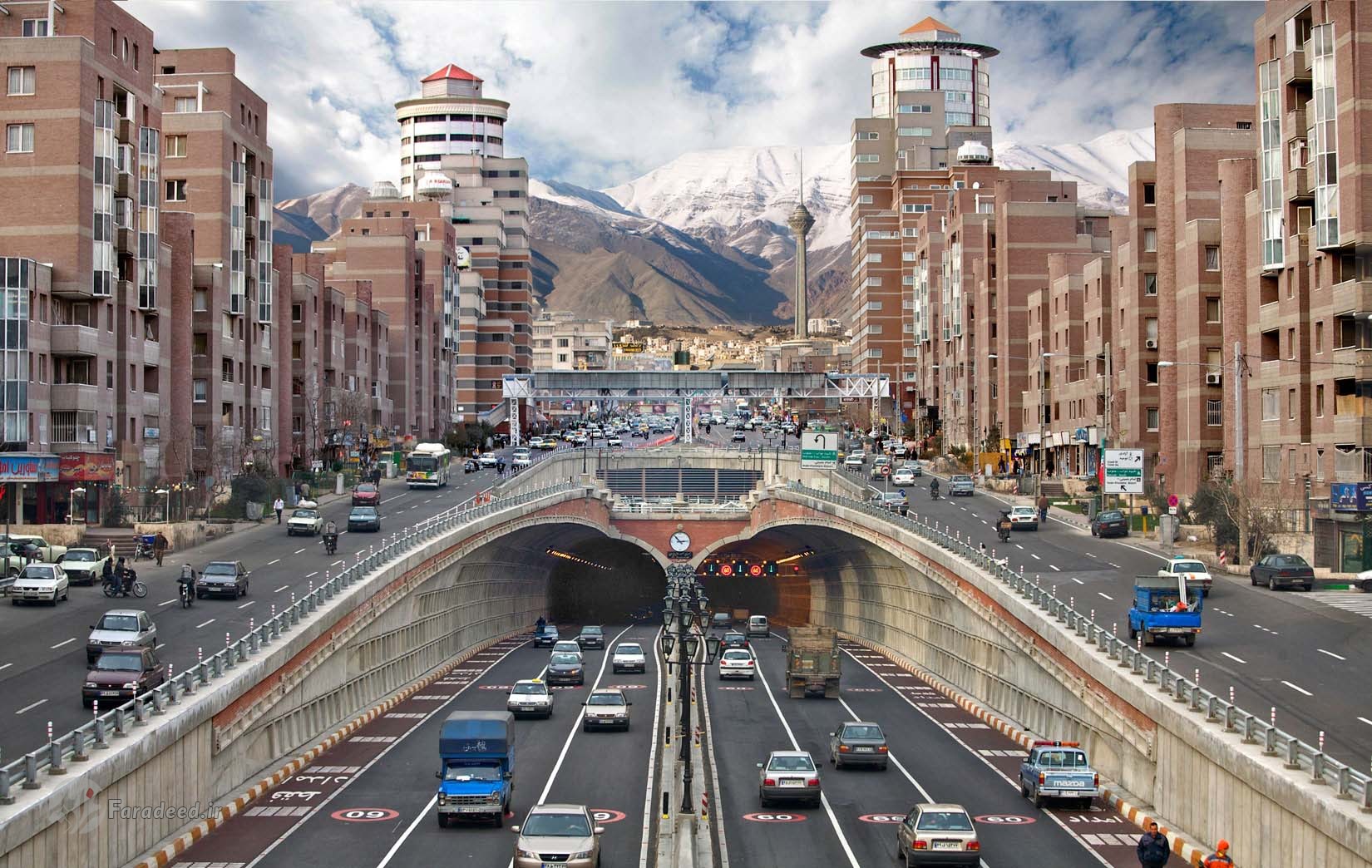 گزارش تحولات بازار معاملات مسکن شهر تهران در مهرماه